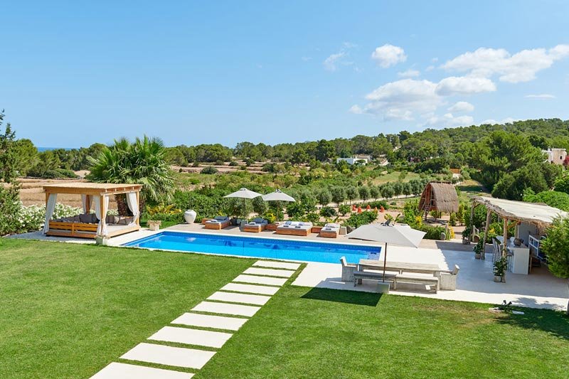 Ibiza villa rentals Can Basset garden pool